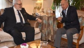 الأمين العام للجامعة العربية يستقبل السفير الدومينيكانى بمقر الأمانة العامة