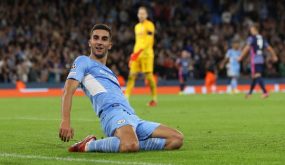 برشلونة يتعاقد مع الدولي الإسباني فيران توريس 