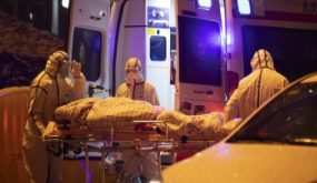 سلطنة عمان تسجل أول حالتين من المتحور أوميكرون لمواطنيين قادمين من الخارج