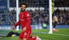 صلاح يكشف شروطه للاستمرار مع ليفربول .. المال ليس كل شيء 