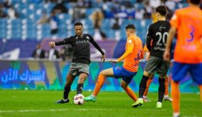 غياب ناصر الدوسري عن الهلال لمدة شهرين 