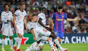 مدرب بايرن يقرر اللعب في الصف الثاني ضد برشلونة 