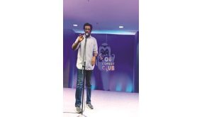 نجوم نادي الكوميديا ​​الكويتية جعلونا نضحك على ما حدث 