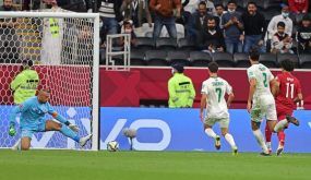 ودع منتخب العراق كأس العرب بعد خسارته أمام قطر بنتيجة 3-0 