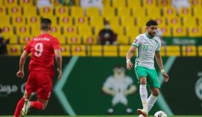 يطالب المنتخب السعودي بتعويضات ضد فلسطين 