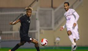 الشباب يبحثون عن نقاط أبها .. والنصر تكمل بدايتهم 