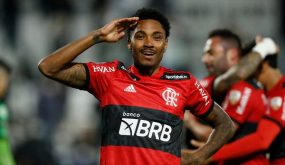 الهلال ناد كبير .. واللاعب يحبه 