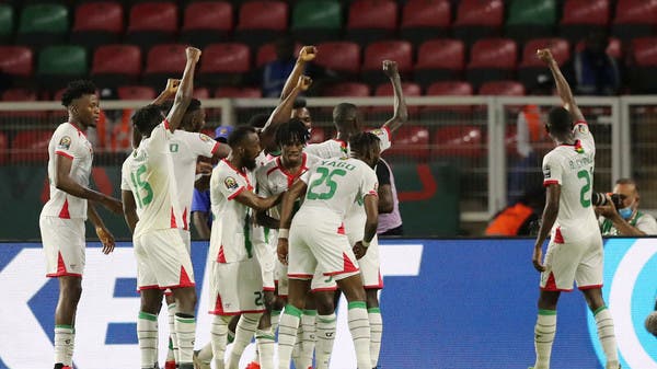 بوركينا فاسو أول المتأهلين لربع نهائي أمم إفريقيا على حساب الغابون