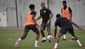 دروغبا يشارك في تدريبات ساحل العاج استعداداً لسيراليون