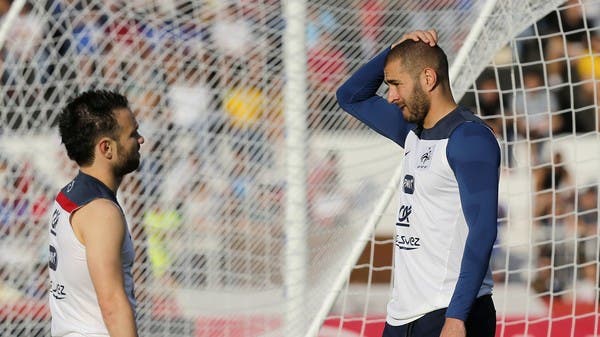 سحب 230 ألف يورو من حساب بنزيمة بسبب "الشريط الجنسي"