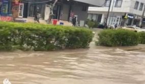 سيول تضرب أربيل العراقية وتتسبب فى خسائر مادية... صور