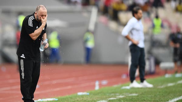 مدرب الجزائر يعترف بـ"الفشل".. ويتحمل مسؤولية محرز