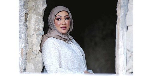 أمينة المسري لا تنسوني بالدعاء