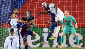 برشلونة في اختبار صعب أمام نابولي بملحق الدوري الأوروبي