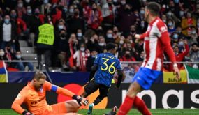 مانشستر يونايتد يخطف تعادلاً صعباً أمام أتلتيكو مدريد