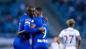 هلال دياز يمزق شباك الشباب بخماسية