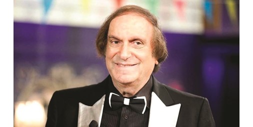 وفاة سامي كلارك مغني صوت شارة غريندايزر