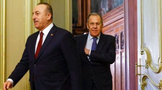 أنقرة تبشر بلقاء بين لافروف ونظيره الأوكراني.. وموسكو تشترط