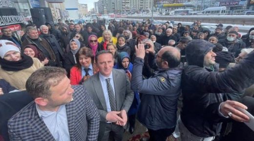استقالات جماعية من حزب أردوغان.. والوجهة حزب أكشينار