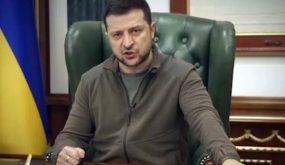الرئيس الأوكراني يمدد فرض قانون الطوارئ شهراً إضافياً