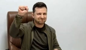 "بفيديو من قلب كييف".. زيلينسكي يكشف على الهواء مكانه"