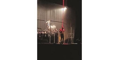 ذاكرة صفراء ولادة مخرج