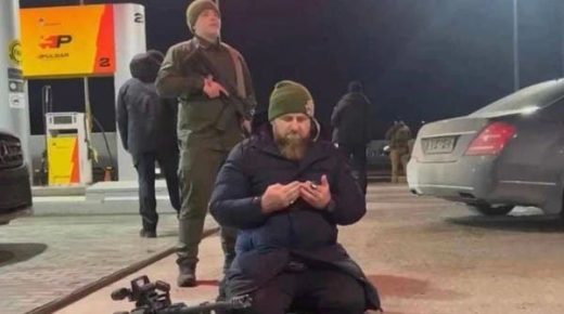 علامة وراءه بمحطة بنزين كشفته.. قديروف ليس بأوكرانيا!