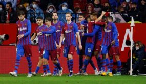 “كورونا” يضرب برشلونة