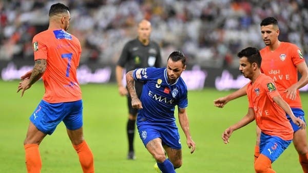 بعد خسارة النهائيات.. الهلال يساوي بين الفوز والخسارة