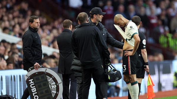 كلوب يطالب لاعبي ليفربول بتجاهل مانشستر سيتي