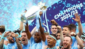 مانشستر سيتي يحرز لقب الدوري الإنجليزي بعد انتفاضة مذهلة