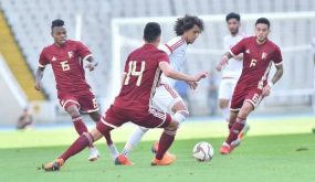 منتخب الإمارات يستعين بعموري في مباراة أستراليا الحاسمة