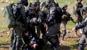 اعتقال 3 فلسطينيين عقب محاصرة جيش الاحتلال لمنزل تحصنوا به فى نابلس