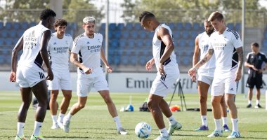 ريال مدريد يختتم استعداداته بمران حماسى استعدادا للسوبر الأوروبي