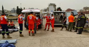 غواصة لبنانية تعثر على رفات 7 ضحايا غرقوا إثر انقلاب زورقهم قرب ميناء طرابلس