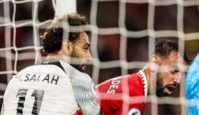 كل أهداف الإثنين.. محمد صلاح يسجل فى خسارة ليفربول ضد مانشستر يونايتد