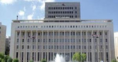 البنك المركزى السورى يخفض سعر الصرف الرسمى للعملة إلى 3015 ليرة للدولار