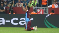 حصاد تريزيجيه فى الدوري التركي بعد وصوله للهدف 30 بمسيرته الكروية