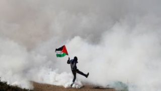 قوات الاحتلال الإسرائيلي تستهدف المزارعين في قطاع غزة