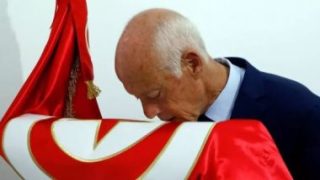قيس سعيد يشدد على مواجهة المحتكرين والمضاربين