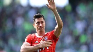 رئيس بايرن ميونخ: لا يوجد لاعب مثل ليفاندوفيسكي