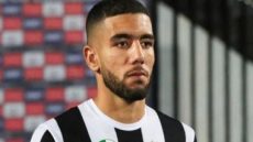 الأهلي يتسلّم بطاقة القندوسي.. وبيان الكاف يُبقي اللاعب مع منتخب الجزائر