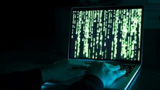 الإمارات تحذر من هجمات سيبرانية تستهدف البنية التحتية والأصول الرقمية الوطنية