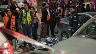 الشرطة الإسرائيلية تدعو كل من لديه سلاح مرخص بأن يحمله فى الأماكن العامة