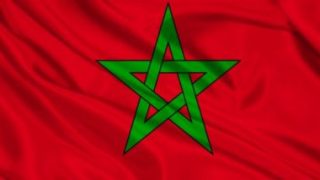 المغرب يفكك سفينة لبنانية جانحة بميناء مارينا سمير