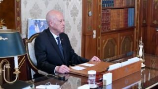 الرئيس التونسي: بلادنا تتحمل أعباء كثيرة ووجهة للمهاجرين