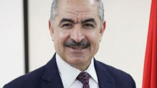 رئيس وزراء فلسطين: دول العالم تقف مع حل الدولتين وإسرائيل تقوم بتدميره