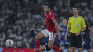 الفحص الطبى يحسم مصير حمدى فتحى اليوم من المشاركة فى مباراة الأهلى والزمالك