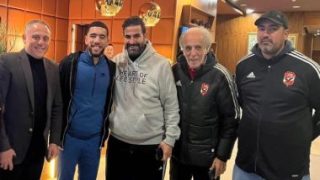 الجزائرى أحمد قندوسى يصل المغرب للانضمام لبعثة الأهلى