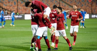 سيراميكا يواجه البنك الأهلى للهروب من قاع جدول الدورى